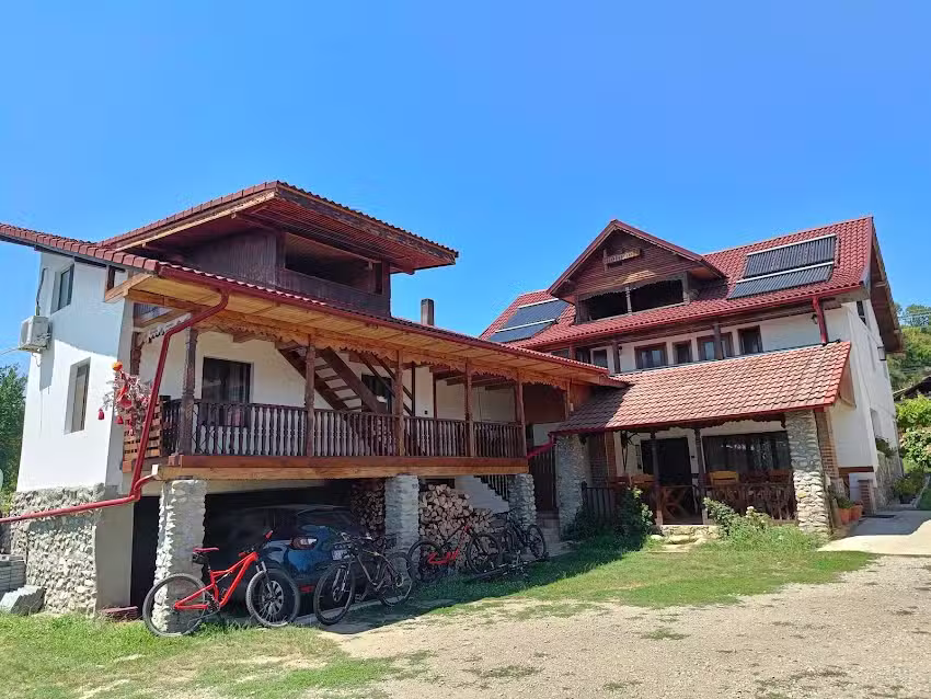 Agro-pensiunea „Plaiul Castanilor”