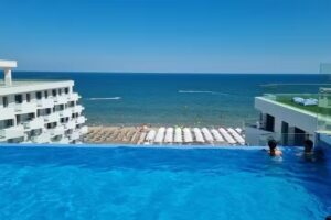 Alezzi Infinity Resort & SPA