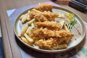 Areo Hotel & Restaurant