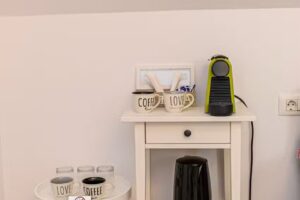 B-Holiday Luxury GuestHouse