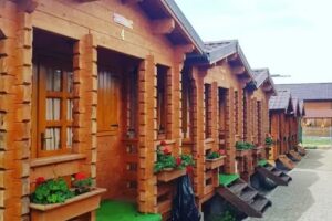 Baile Figa Casute Suzanne