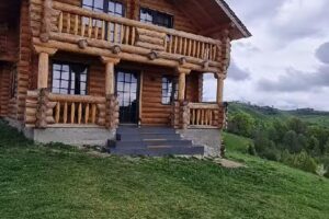 BearHouse_Chalet