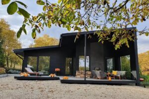 Black Walnut House (available for renting)