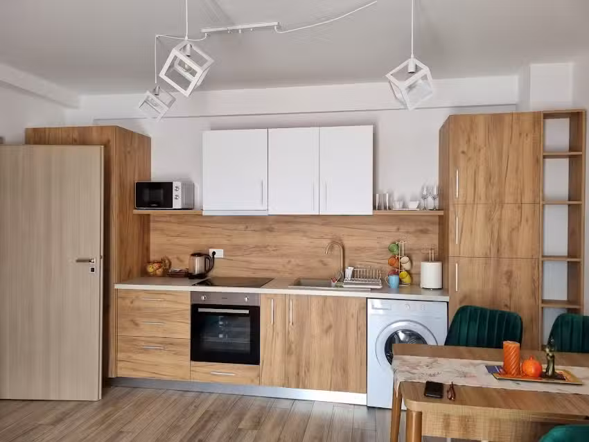 Blooming Apartment