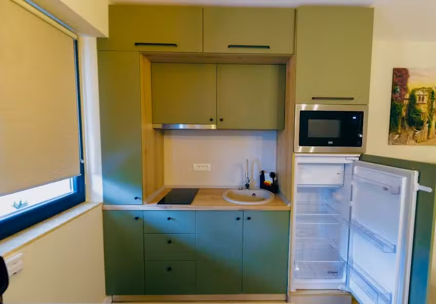 Breeze Studios Saturn