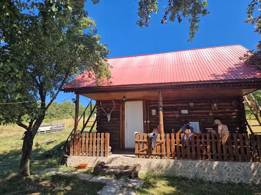 Cabana „2 Pui” – Stărineac