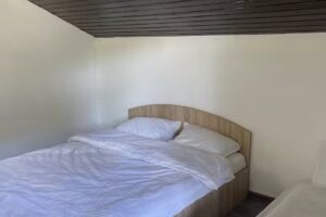 Cabana Bogdan Feneş