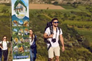 Cabana La Izvor Căbești