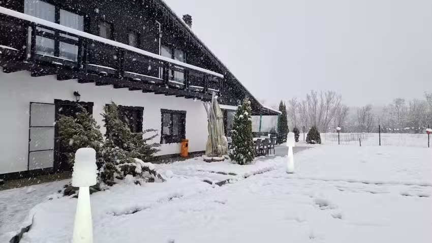 Cabana Supporter (Supporter Chalet )