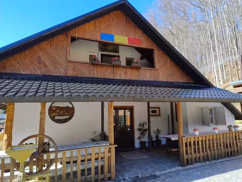 Cabana Tarța din Blidari