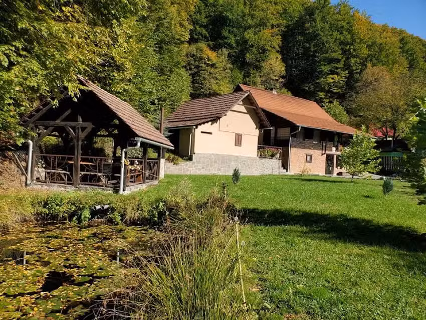 Cabana Valea Neagră 1si 2