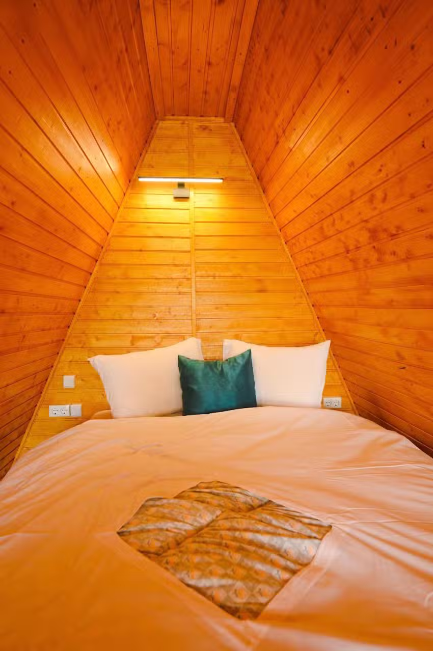 Cabanele Adyana&Raysa