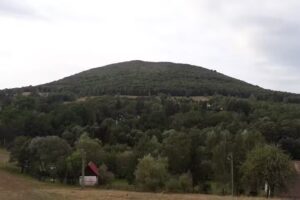 Camping The Valley Ozunca Bai