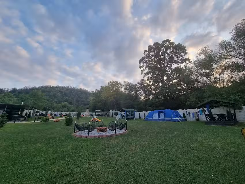 Camping Valea Magurii