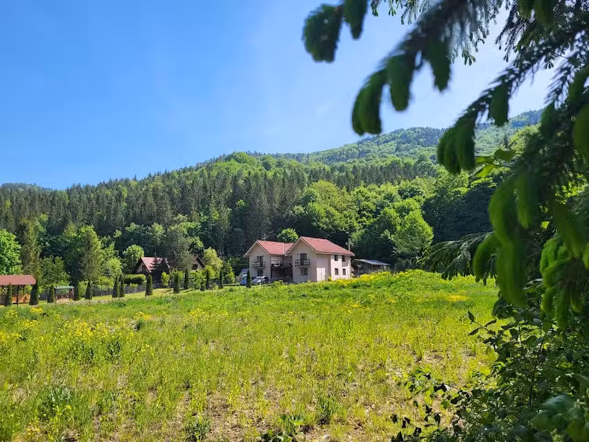 Casa Apusul Muntilor