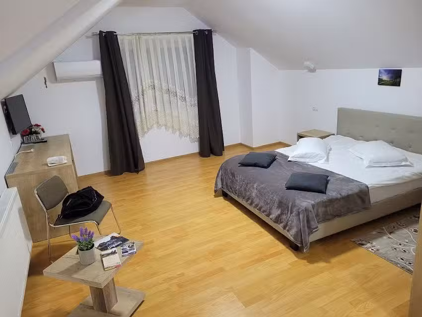 Casa Burduhos