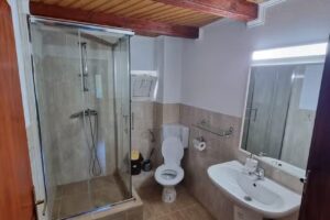 Casa Colț de Rai Brezoi