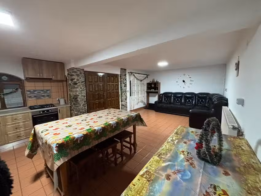 Casa Colț de Rai Brezoi