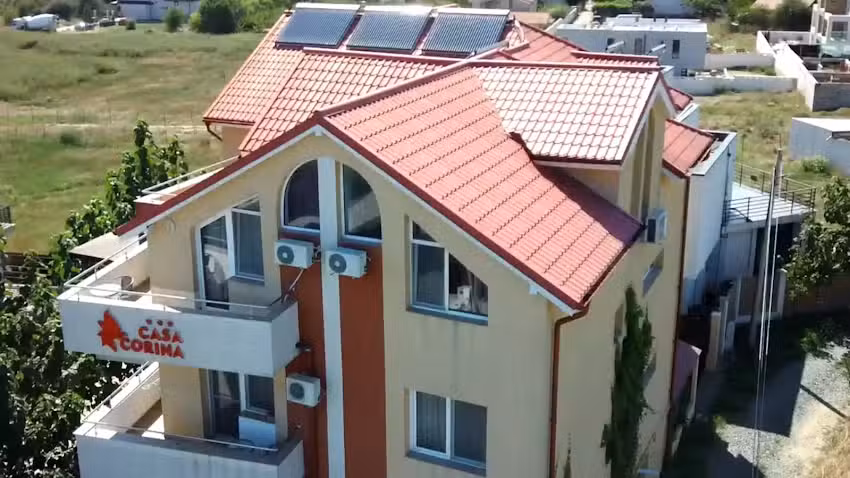 Casa CORINA