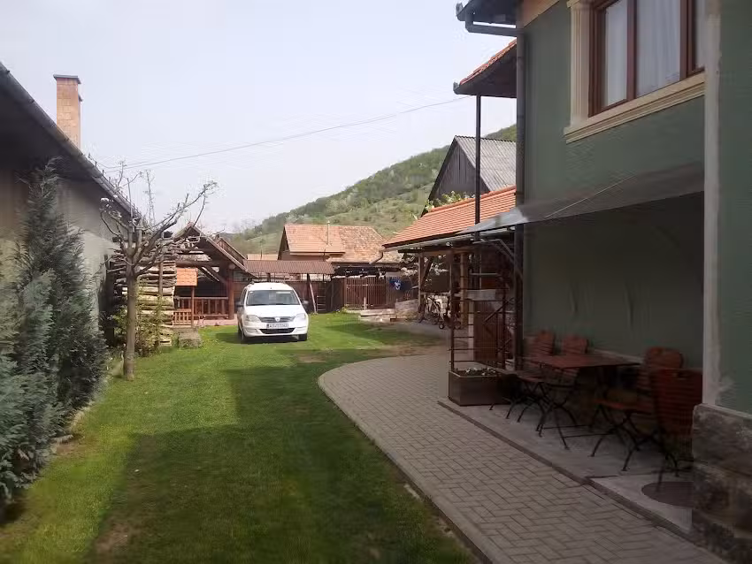 Casa De Oaspeti Kodaros