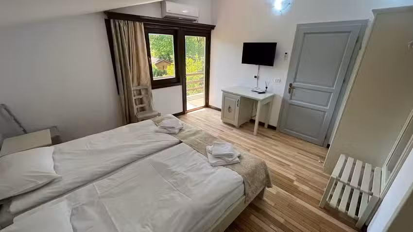 Casa de vacanta TARA