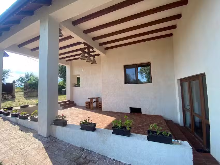 Casa Hărăbor – pensiune/casa traditionala in vecinatatea Valea Jiului, Castru Roman, Transvalcan, Lainici, Targu – Jiu