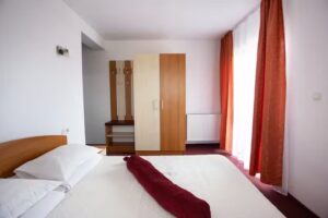 Casa Poieniţa Apusenilor