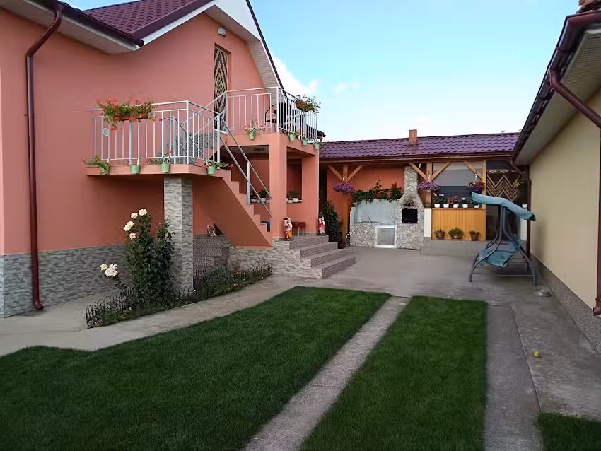 Casa Roșu