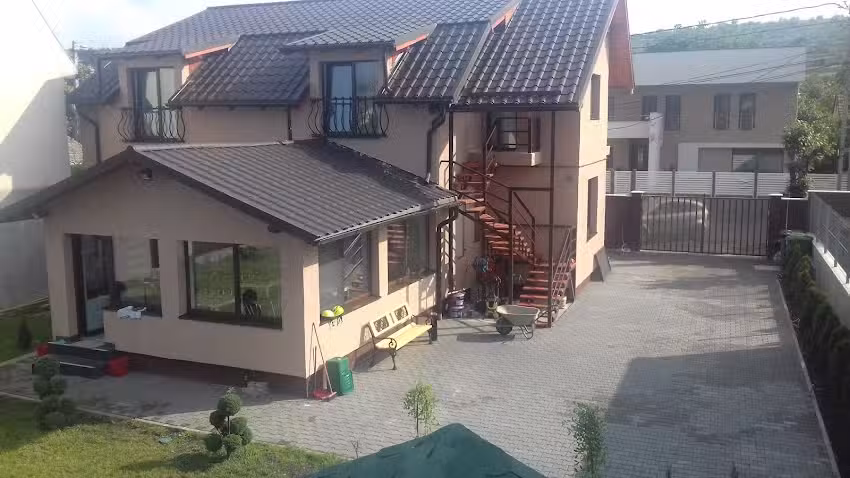 Casa Zece