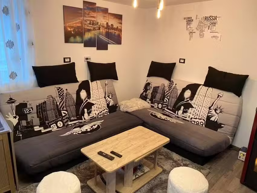 Casuta de Vacanta – Poiana Teiului