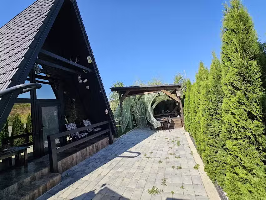Căsuța din Zăvoi A Frame