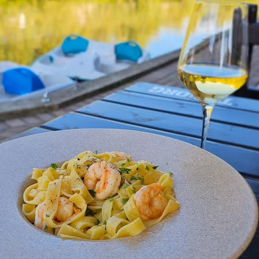 Cazare cu Restaurant Borsa Complex Pescăresc Gura Repezii