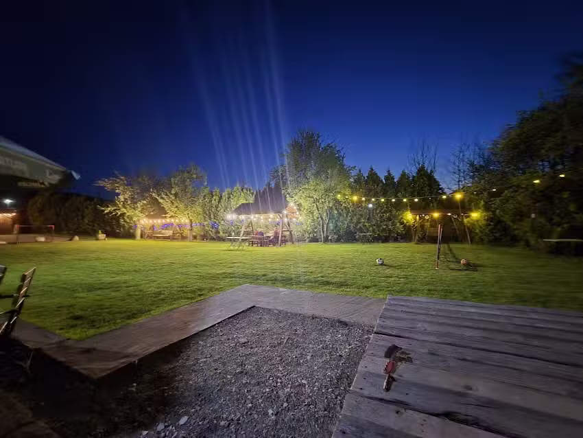 Cazarma Cavalerilor Resort 160 lei camera dubla cu rezervare prealabila