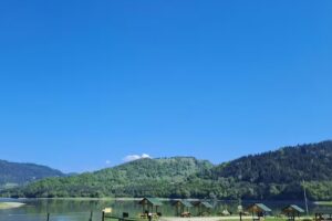 Champing Casute Debarcader Ceahlau