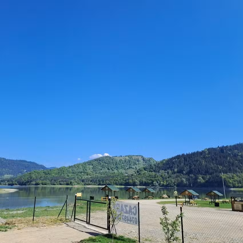 Champing Casute Debarcader Ceahlau