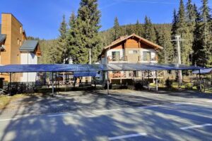 Complex Transalpina Lac