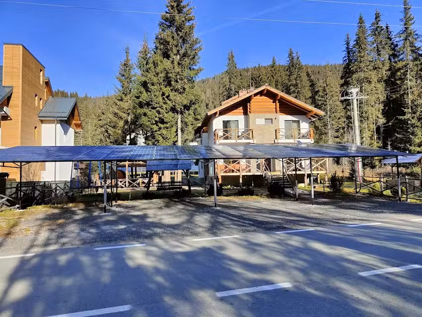 Complex Transalpina Lac