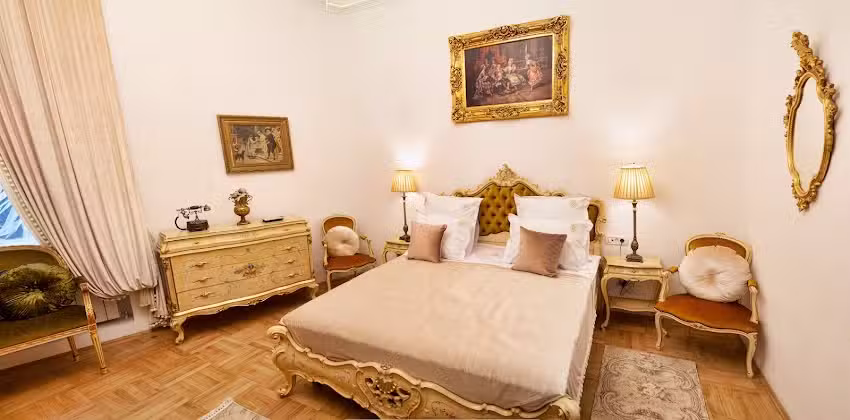 Conacul Coroanei – boutique hotel de lux – 5 stele