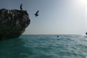 Copahavana: Beach, Radio & Camping