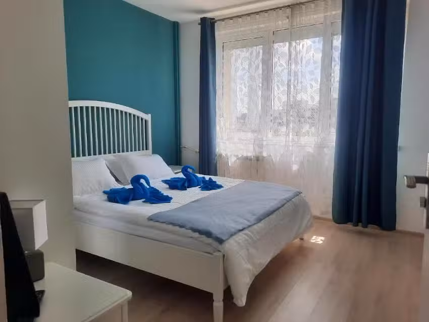 Cozy Apartment at Gara de Nord