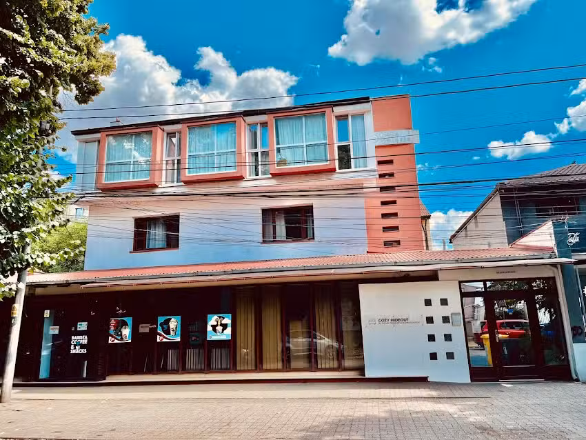 Cozy Hideout – Condo Hotel