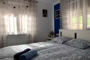 Cozy Home For Getaway