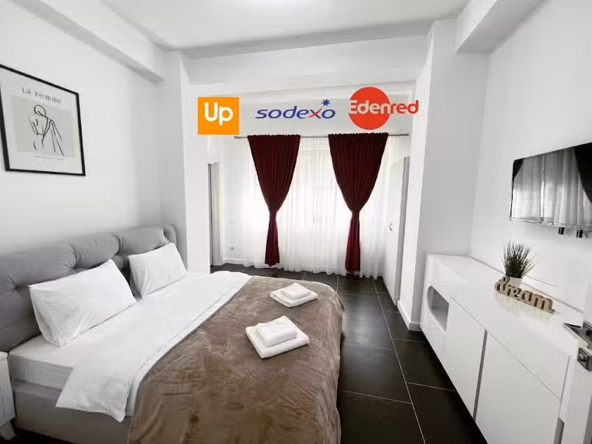 Cozy Luxury ApartHotel
