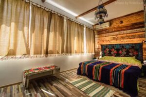 Cuibul de la Mare, Corbu