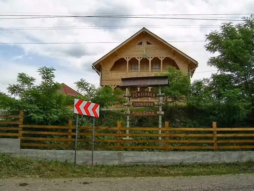 Dumbrava Minunata Pension
