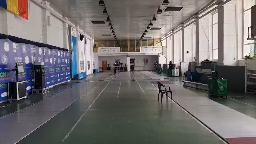 Federația Română de Scrimă – Hotel Floreta de Aur