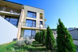 FLH – Transylvanian Villa with Mountain View