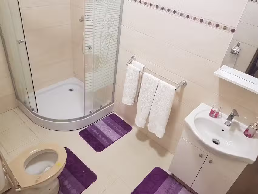 Georgiana Apartments