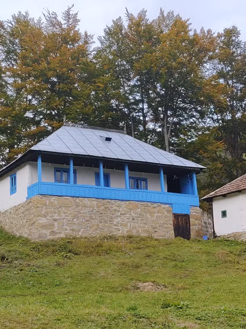 Giurca Retreat Mansion