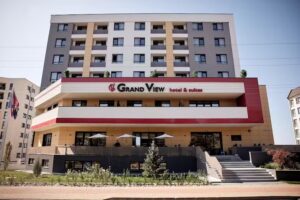 Grand View Hotel & Suites
